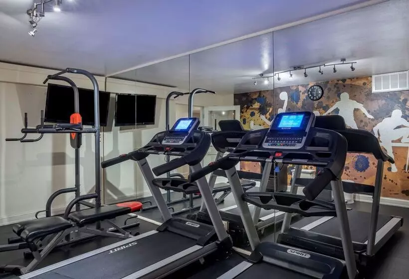 هتل Best Western Salisbury Plaza