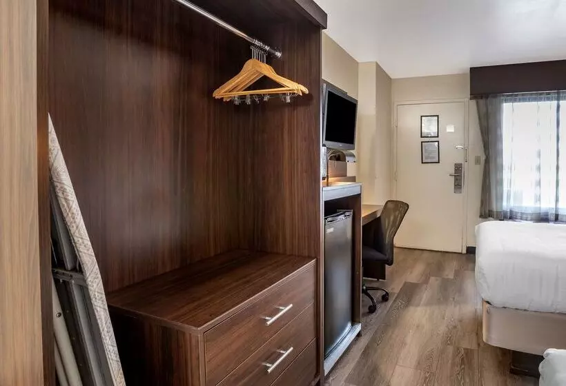 هتل Best Western Salisbury Plaza