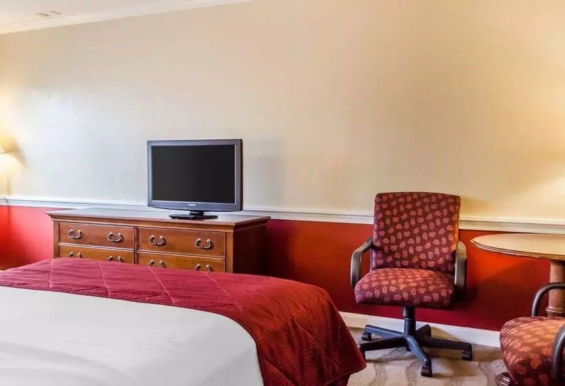 Отель Clarion Inn Strasburg  Lancaster