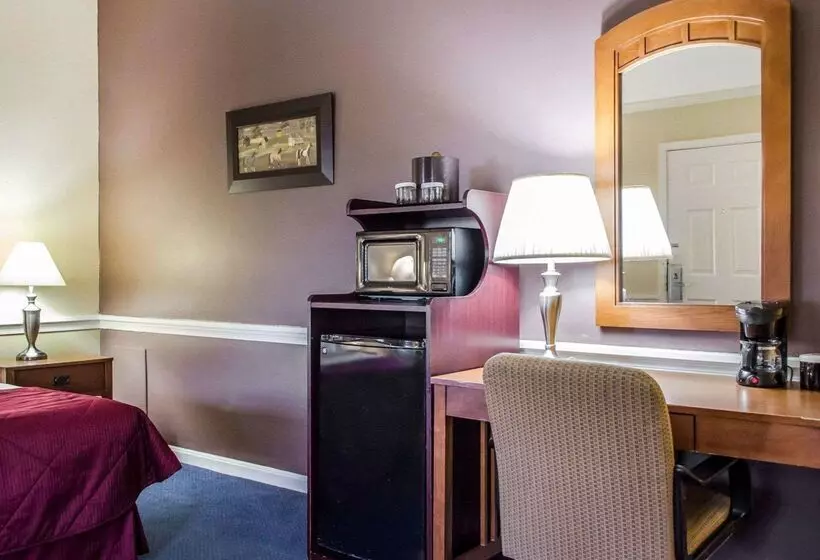 Отель Clarion Inn Strasburg  Lancaster