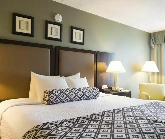 בית מלון כפרי Wyndham Philadelphiabucks County