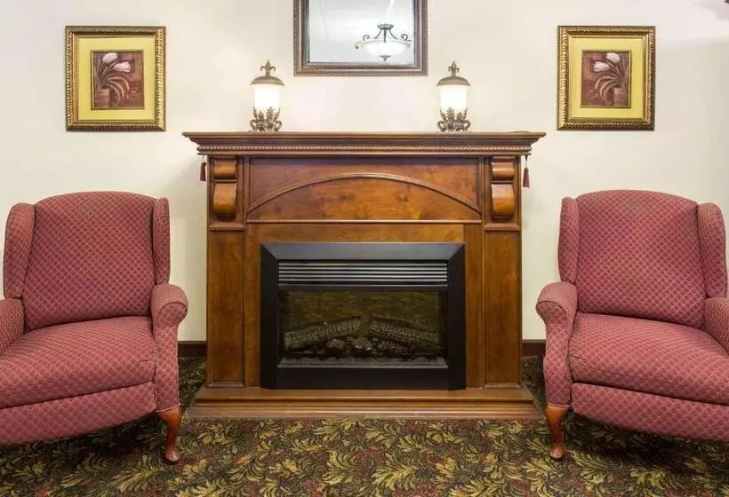 Szálloda Days Inn By Wyndham Dubuque