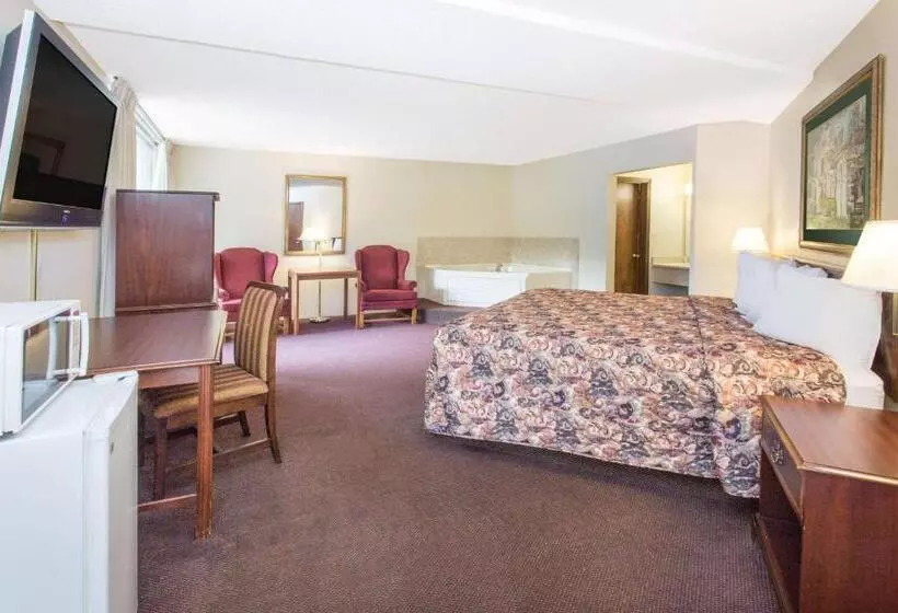 Szálloda Days Inn By Wyndham Dubuque