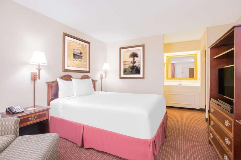 호텔 Days Inn Dothan