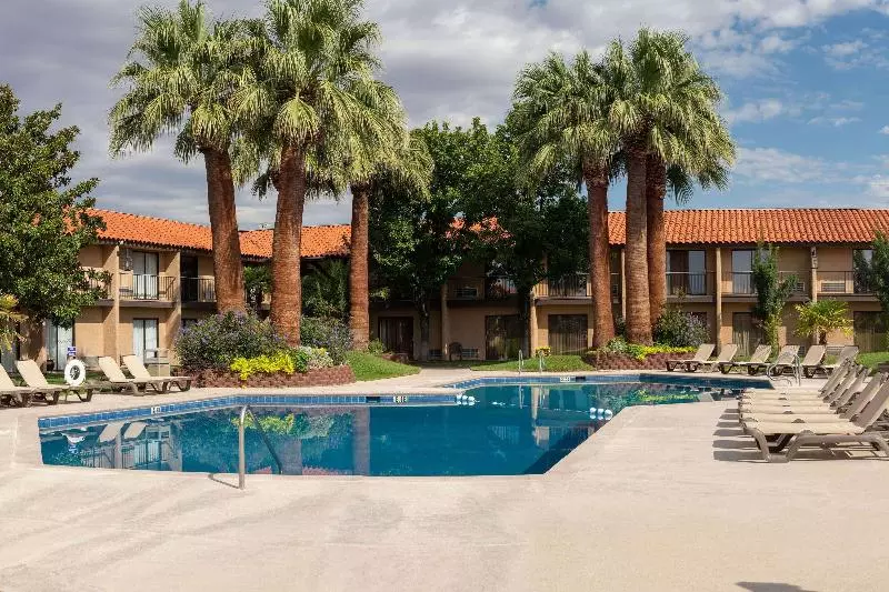 호텔 Desert Garden Inn, A Trademark Collection  By Wyndham