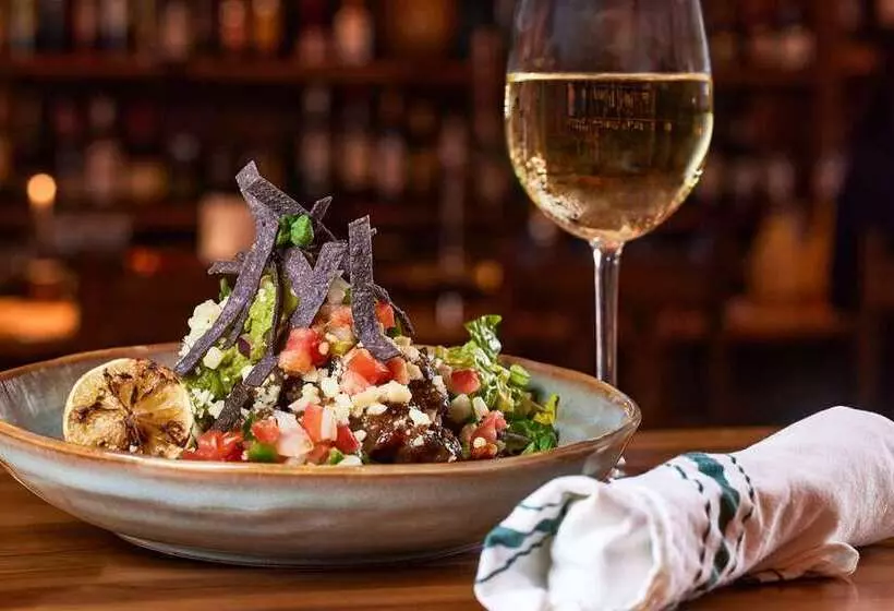 Отель Don Fernando De Taos, Tapestry Collection By Hilton