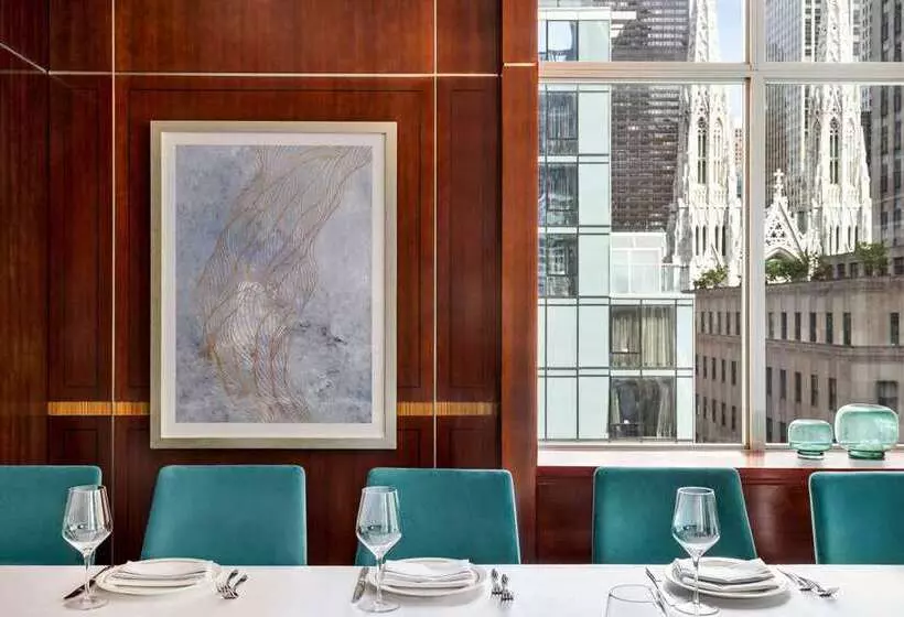 هتل Doubletree By Hilton New York Midtown Fifth Ave