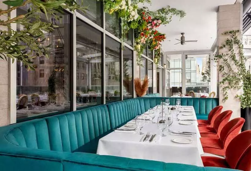 هتل Doubletree By Hilton New York Midtown Fifth Ave