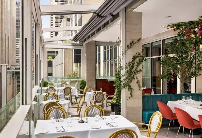 هتل Doubletree By Hilton New York Midtown Fifth Ave