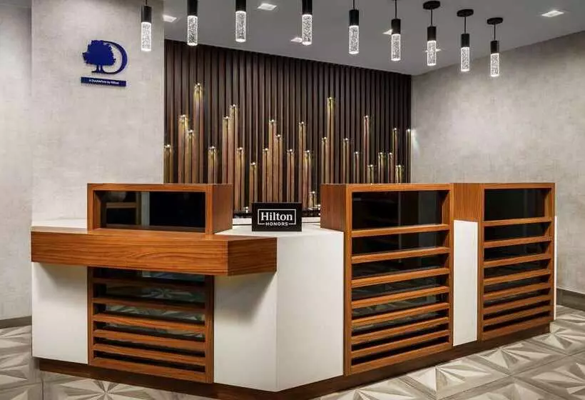 هتل Doubletree By Hilton New York Midtown Fifth Ave