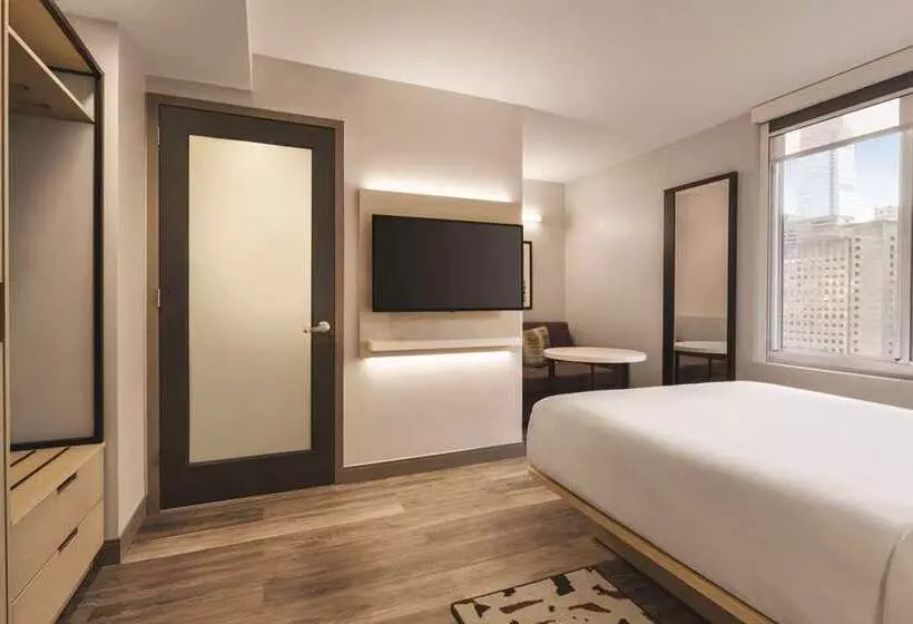 هتل Doubletree By Hilton New York Midtown Fifth Ave