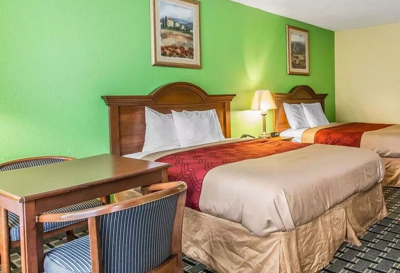 Отель Econo Lodge