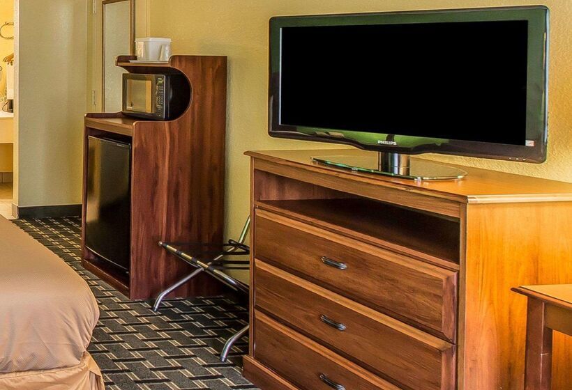 בית מלון כפרי Econo Lodge