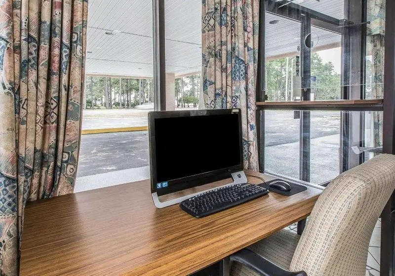 ホテル Econo Lodge