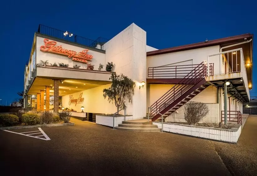 Hotel Gateway Inn