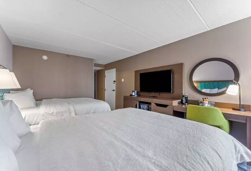 فندق Hampton Inn Cleveland Westlake