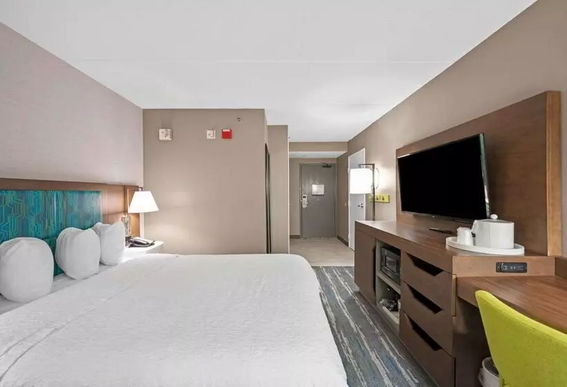 فندق Hampton Inn Cleveland Westlake