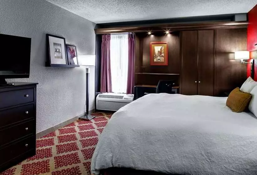 هتل Hampton Inn Nashville/vanderbilt