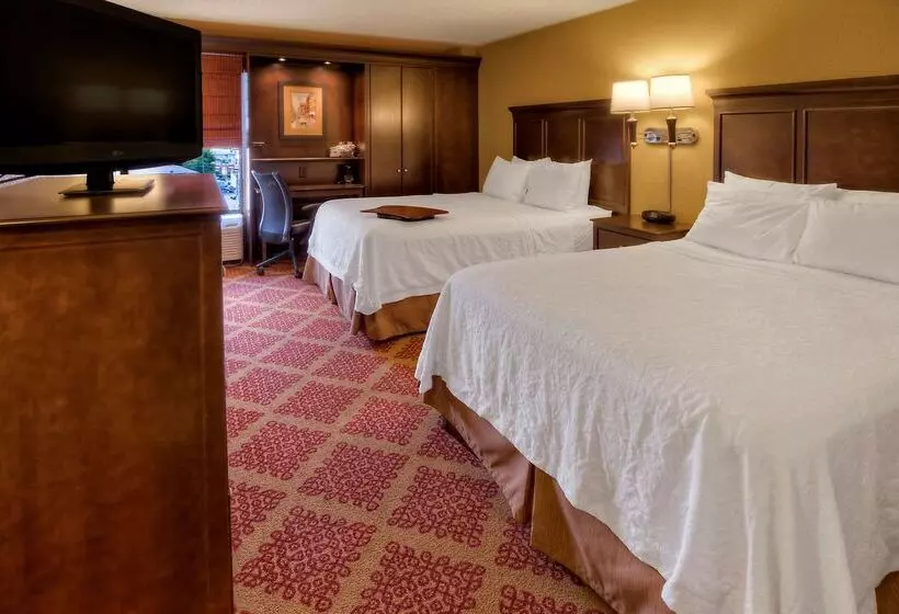هتل Hampton Inn Nashville/vanderbilt
