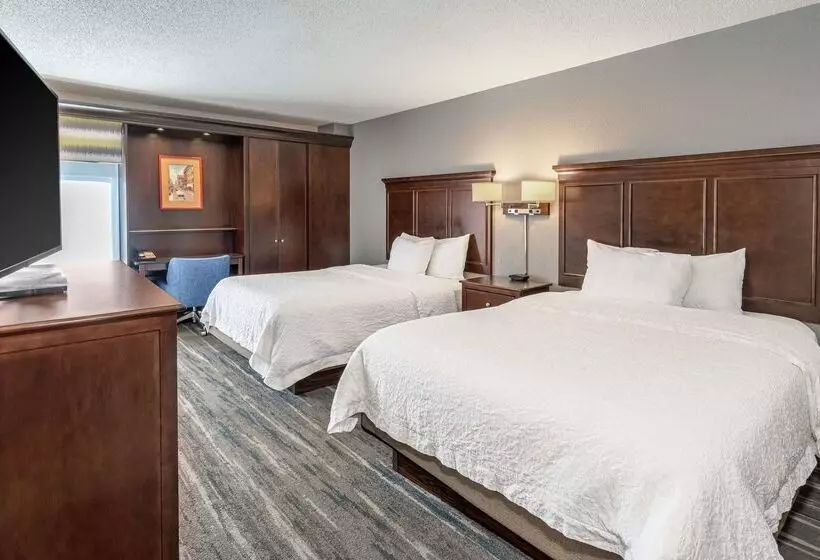 هتل Hampton Inn Nashville/vanderbilt