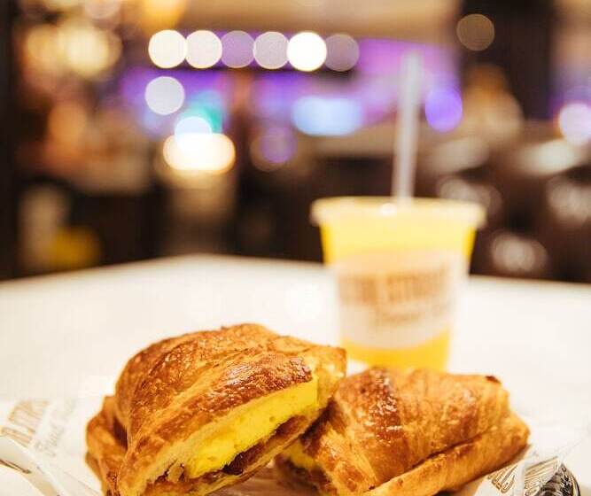 Harrah's Hotel and Casino Las Vegas