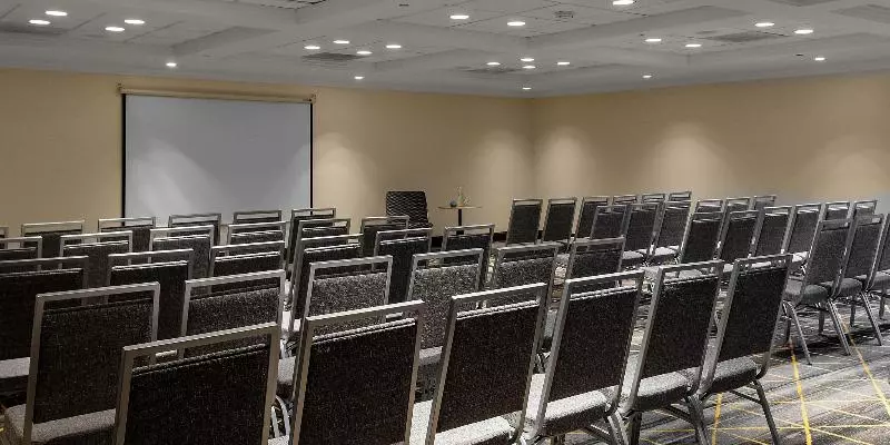 Holiday Inn Boston Dedham Hotel & Conference Center By Ihg