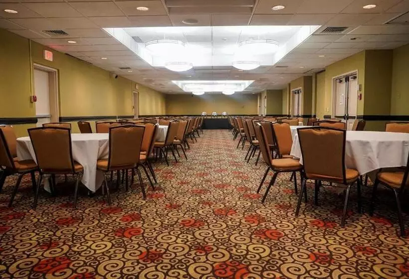 فندق Holiday Inn Portsmouth, An Ihg