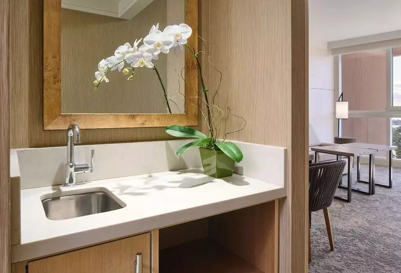 فندق Prince Waikiki