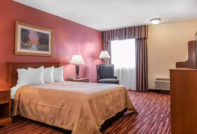فندق Quality Inn