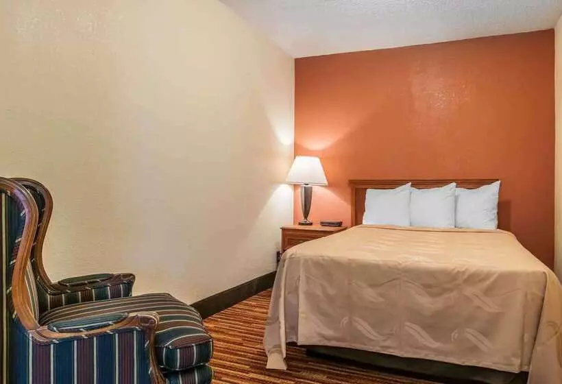 فندق Quality Inn