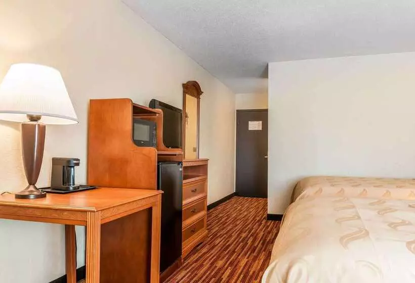 فندق Quality Inn