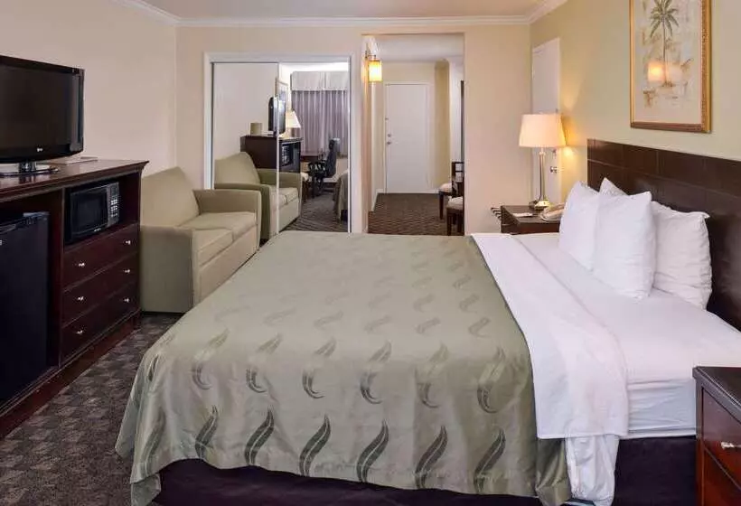 فندق Quality Inn & Suites Montebello Los Angeles