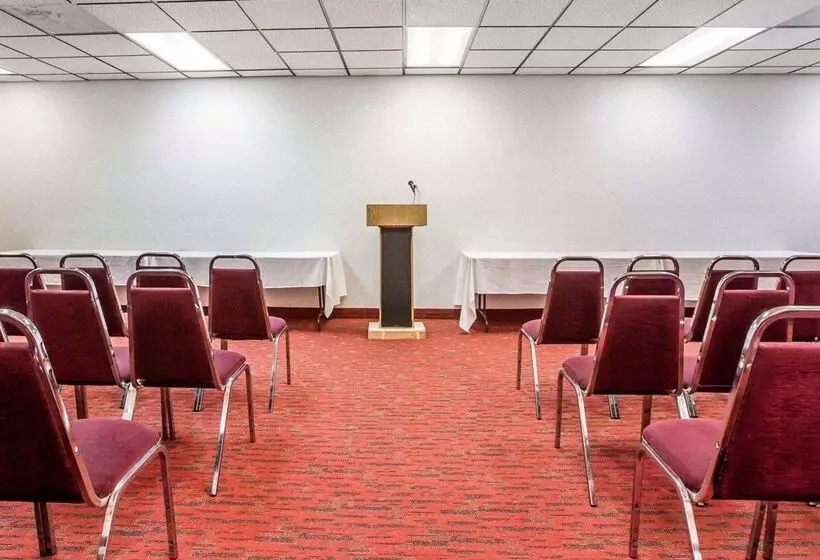 فندق Quality Inn & Suites Montebello Los Angeles