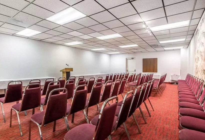 فندق Quality Inn & Suites Montebello Los Angeles