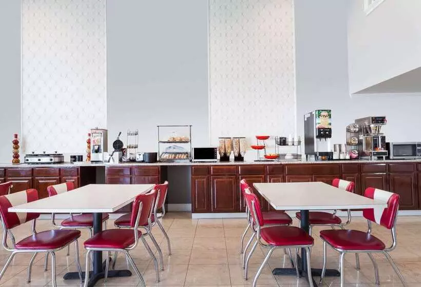 Hotel Ramada By Wyndham Henderson/evansville