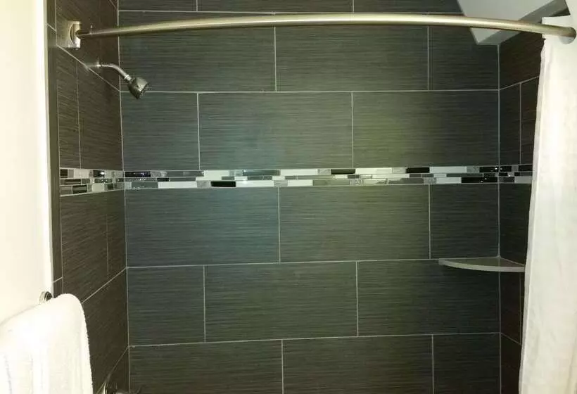 فندق Rodeway Inn Civic Center