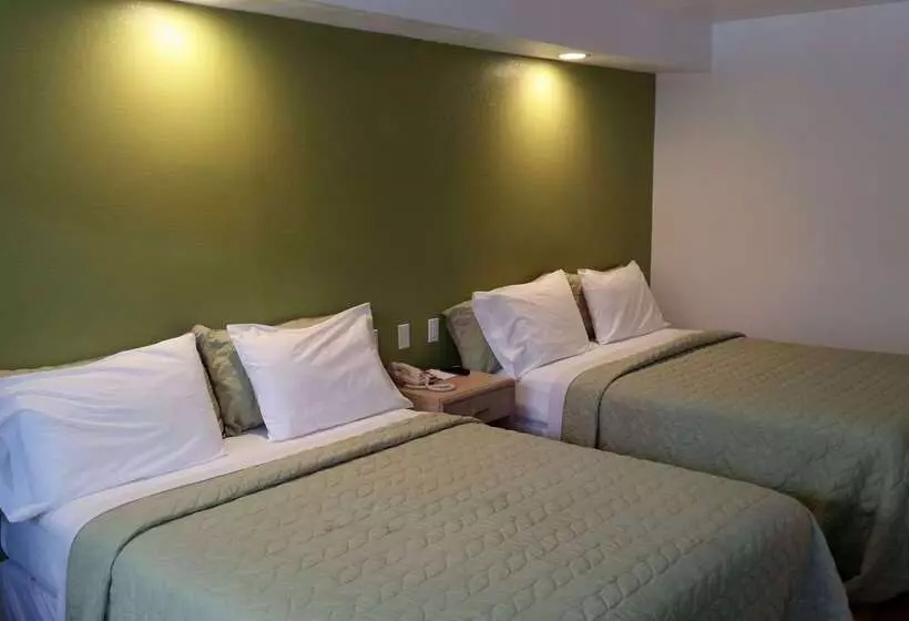 فندق Rodeway Inn Civic Center