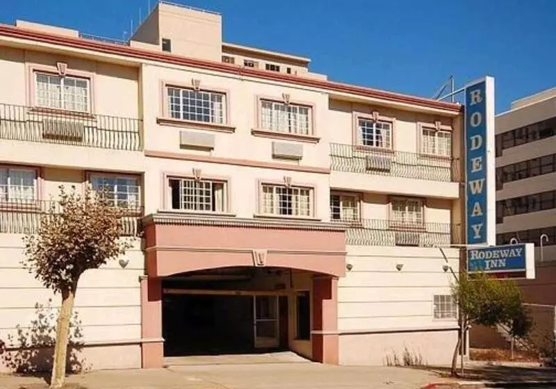 فندق Rodeway Inn Civic Center