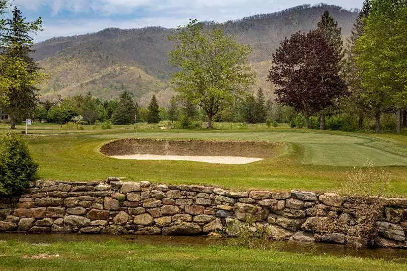 Отель The Greenbrier