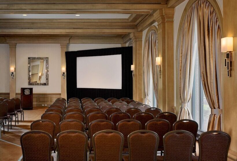 فندق The Royal Sonesta Harbor Court Baltimore