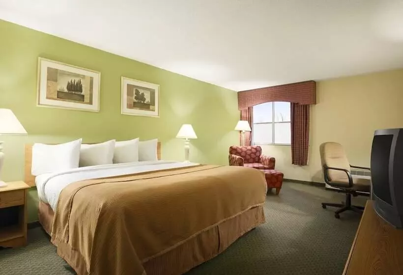 호텔 Travelodge By Wyndham Sturgis