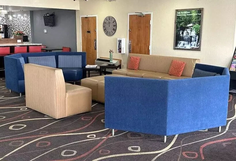 호텔 Travelodge By Wyndham Sturgis