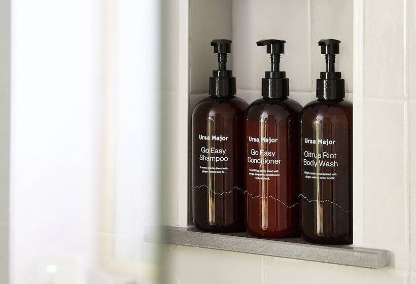 Resort Bluebird Cady Hill Lodge