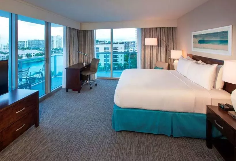 Doubletree Resort By Hilton Hollywood Beach