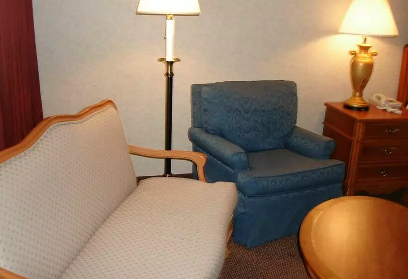 فندق A Victory Inn & Suites Muskegon