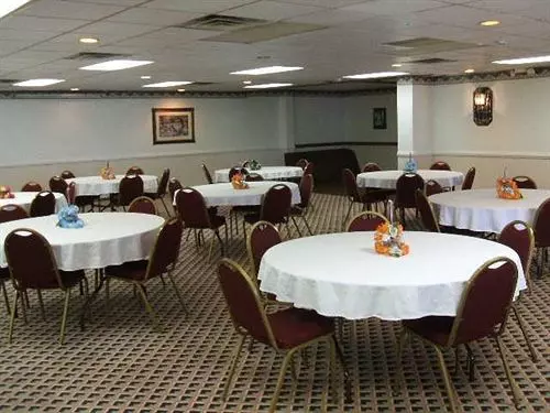 فندق A Victory Inn & Suites Muskegon