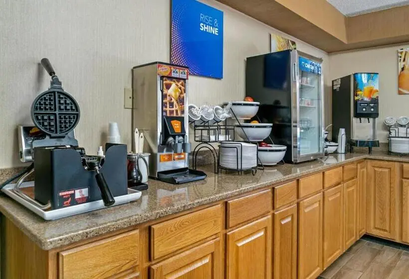 ホテル Comfort Inn