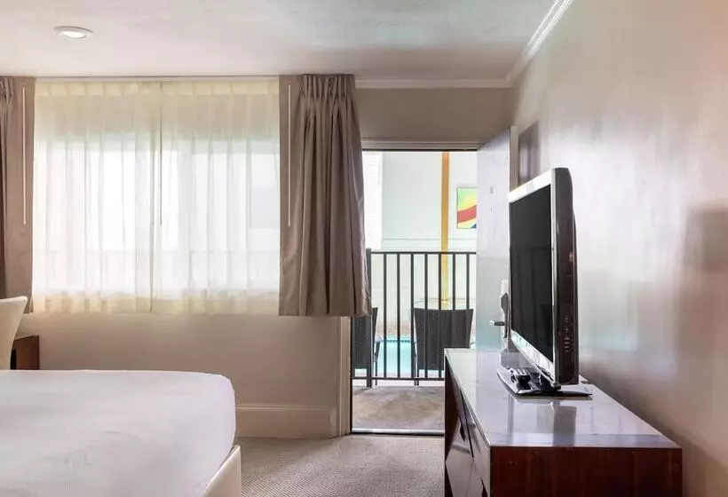 Hotel Downtown Dover Inn