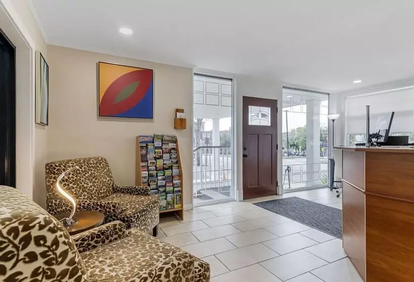 Hotel Downtown Dover Inn