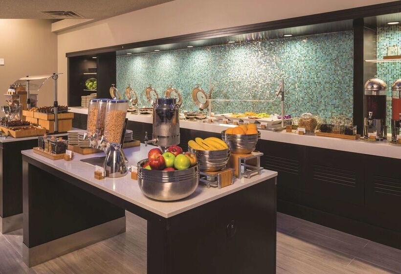 Doubletree By Hilton Hotel Austin Northwest Arboretum